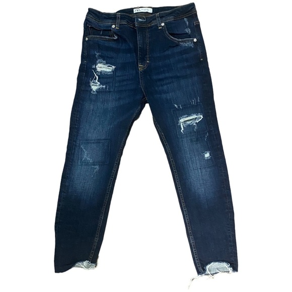 NWOT ZARA HI RISE SUPER STRETCHY DISTRESSED ANKLE JEANS W/RAW CHEWED HEM - Picture 1 of 14